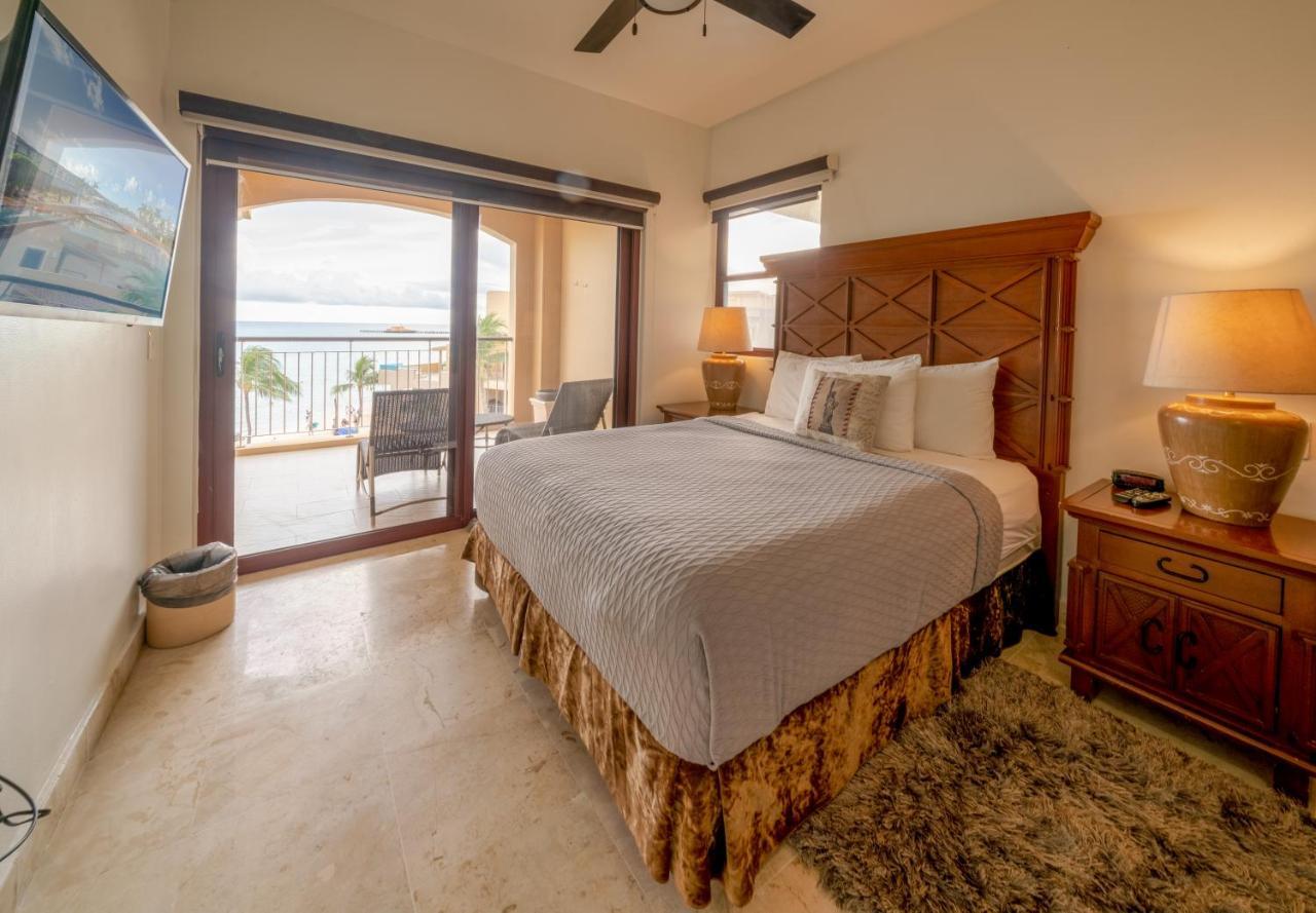 Condo Surf 405 - Luxury Oceanview Beachfront 3 Bedroom With Gym - At El Faro Condos Playa del Carmen Dış mekan fotoğraf