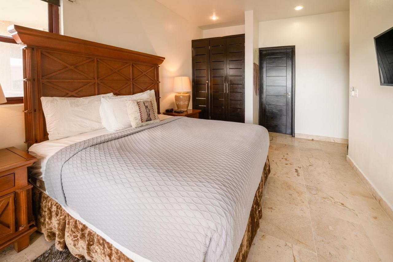 Condo Surf 405 - Luxury Oceanview Beachfront 3 Bedroom With Gym - At El Faro Condos Playa del Carmen Dış mekan fotoğraf